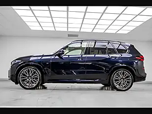 Used 2025 BMW X5 M Sport Black - Interior and Exterior details 5
