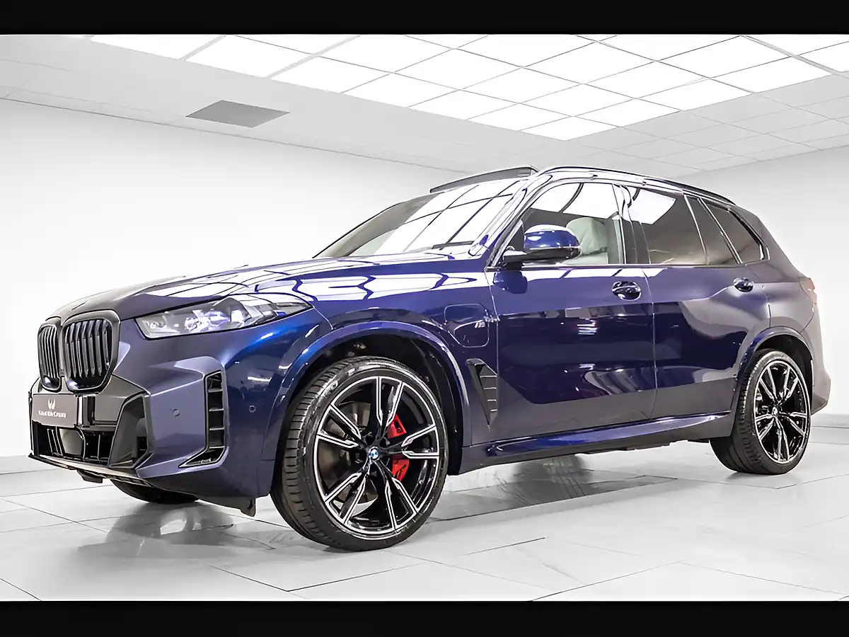 Used 2025 BMW X5 M Sport Blue - Interior and Exterior details 3