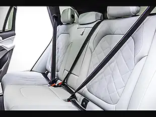 Used 2025 BMW X5 M Sport Blue - Interior and Exterior details 9