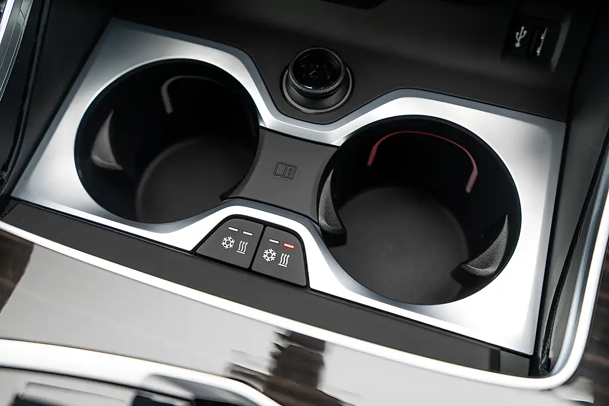 Used 2025 BMW X5 M Sport Brooklyn Grey - Interior and Exterior details 19