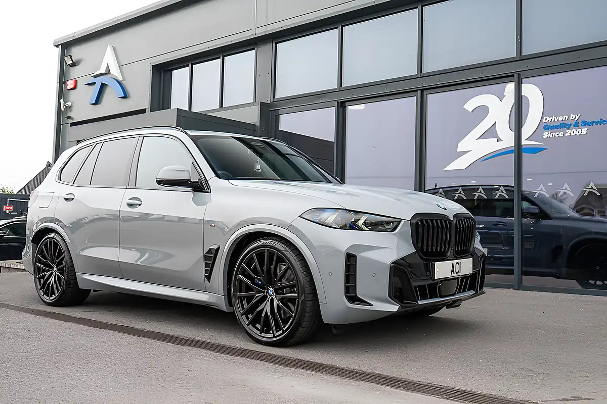 Used 2025 BMW X5 M Sport Brooklyn Grey - Interior and Exterior details 3