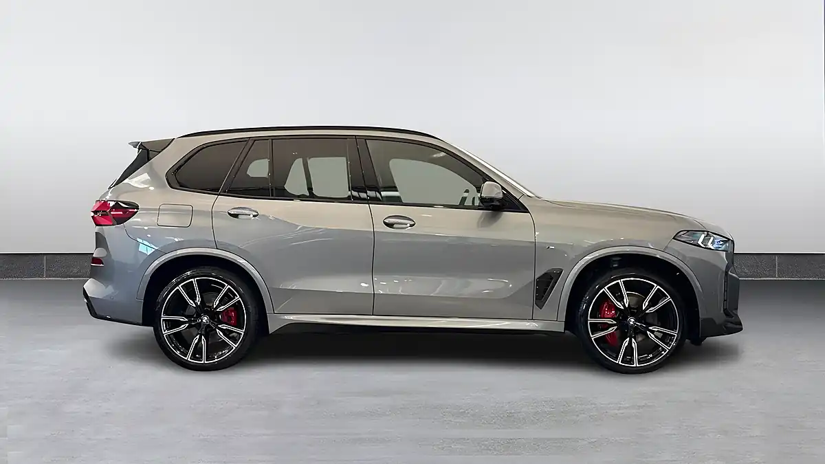 Used 2025 BMW X5 M Sport Grey - Interior and Exterior details 2