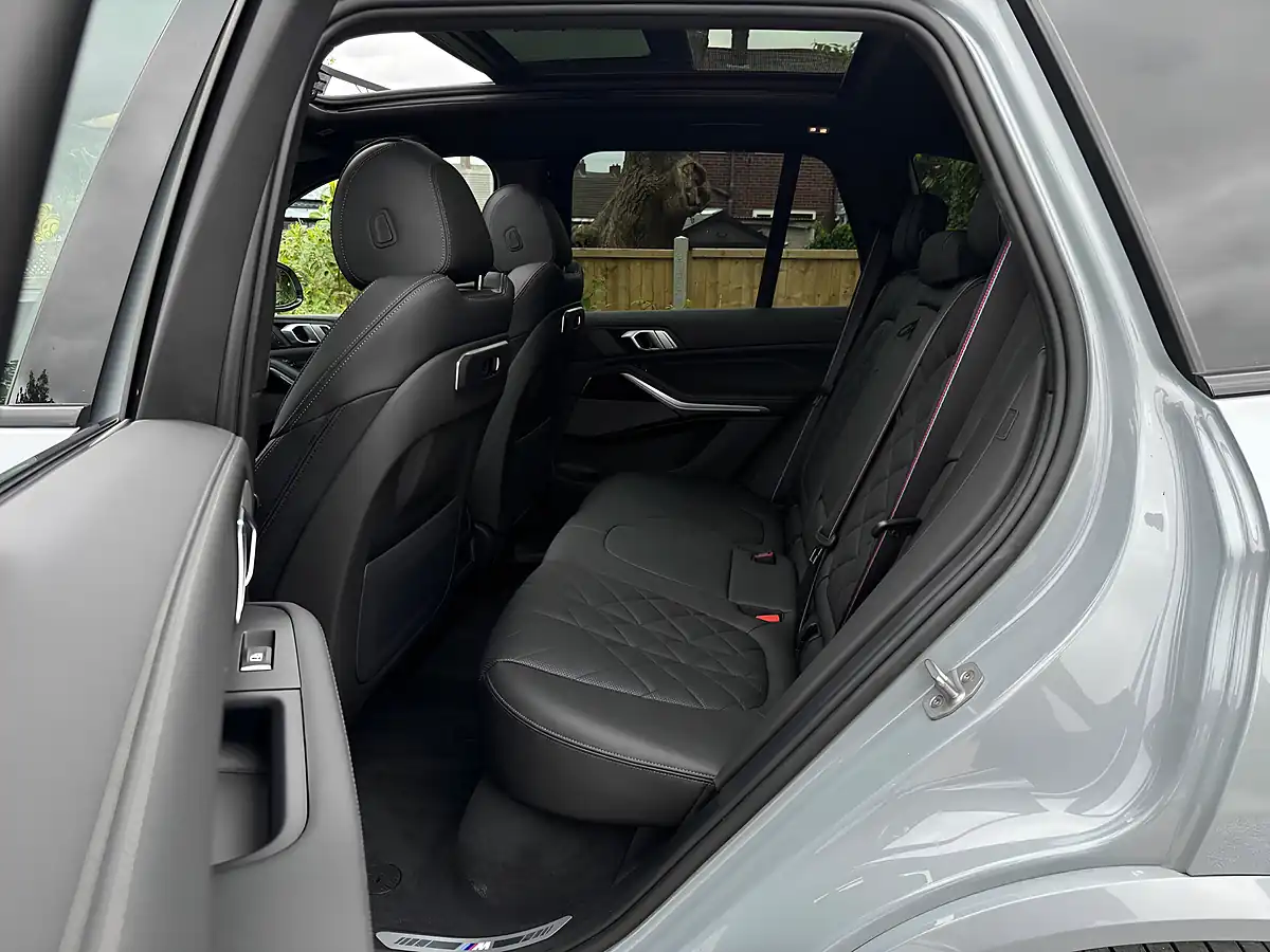 Used 2025 BMW X5 M Sport Grey - Interior and Exterior details 10