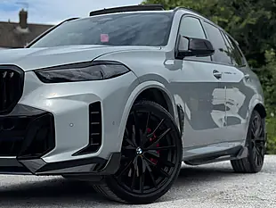 Used 2025 BMW X5 M Sport Grey - Interior and Exterior details 17