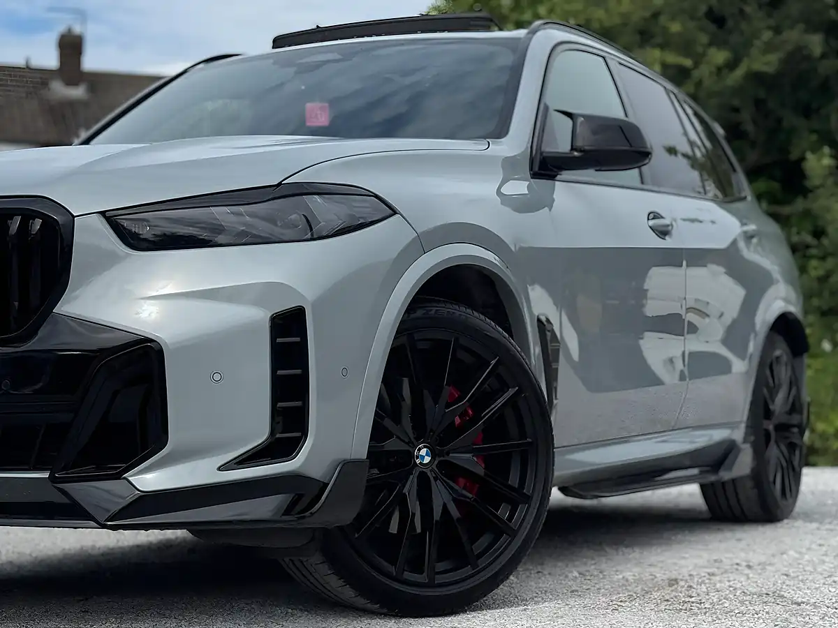 Used 2025 BMW X5 M Sport Grey - Interior and Exterior details 17