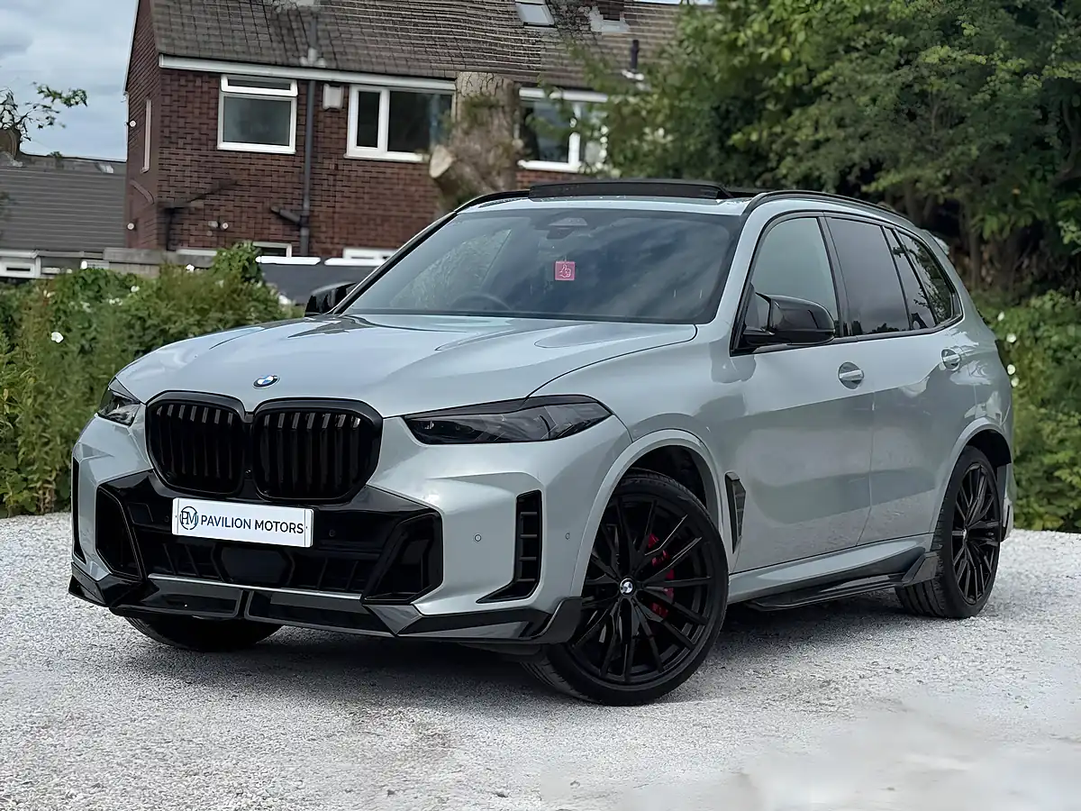 Used 2025 BMW X5 M Sport Grey - Interior and Exterior details 3
