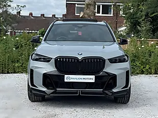 Used 2025 BMW X5 M Sport Grey - Interior and Exterior details 5