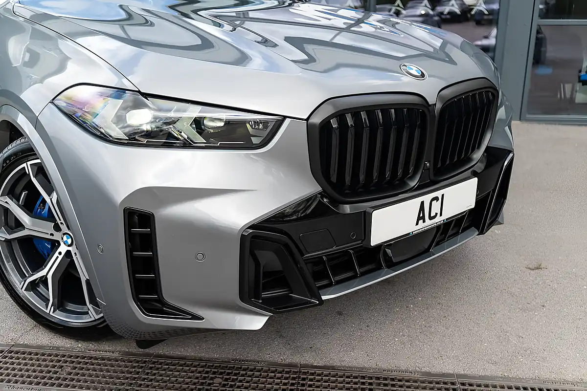 Used 2025 BMW X5 M Sport Skyscraper Grey Metallic - Interior and Exterior details 11