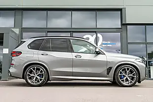 Used 2025 BMW X5 M Sport Skyscraper Grey Metallic - Interior and Exterior details 12