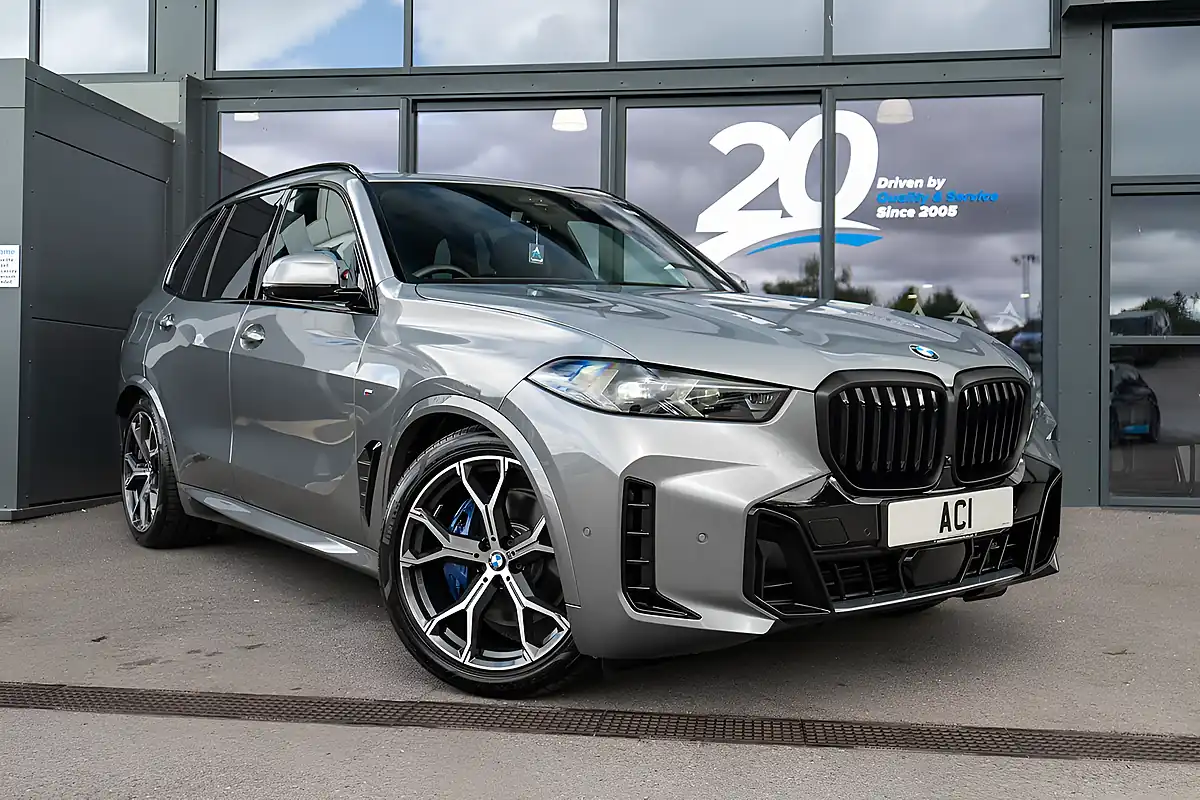Used 2025 BMW X5 M Sport Skyscraper Grey Metallic - Interior and Exterior details 7