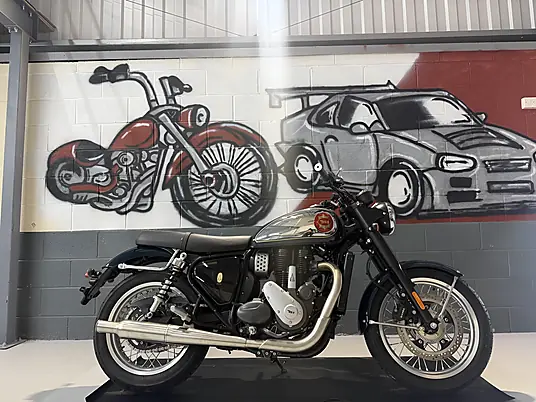 2025 BSA Gold Star Highland Green