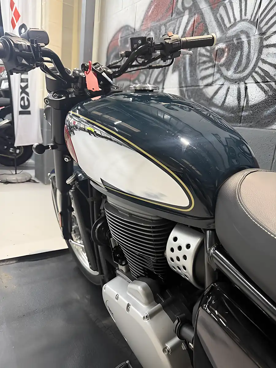 Used 2025 Bsa Gold Star Highland Green Green - Interior and Exterior details 20