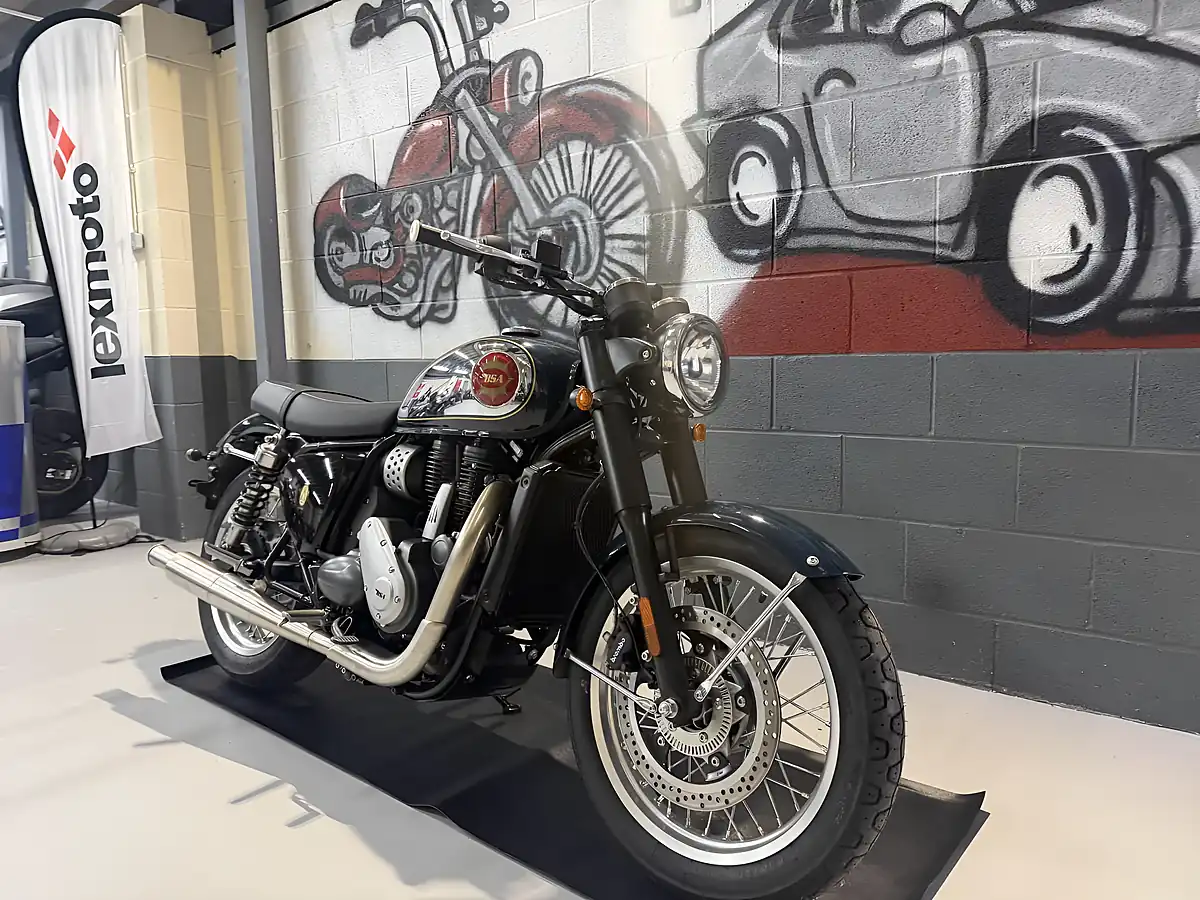 Used 2025 Bsa Gold Star Highland Green Green - Interior and Exterior details 4