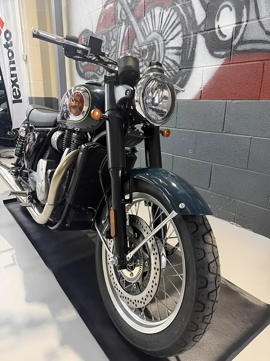 Used 2025 Bsa Gold Star Highland Green Green - Interior and Exterior details 6