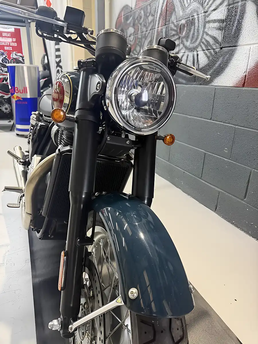 Used 2025 Bsa Gold Star Highland Green Green - Interior and Exterior details 8