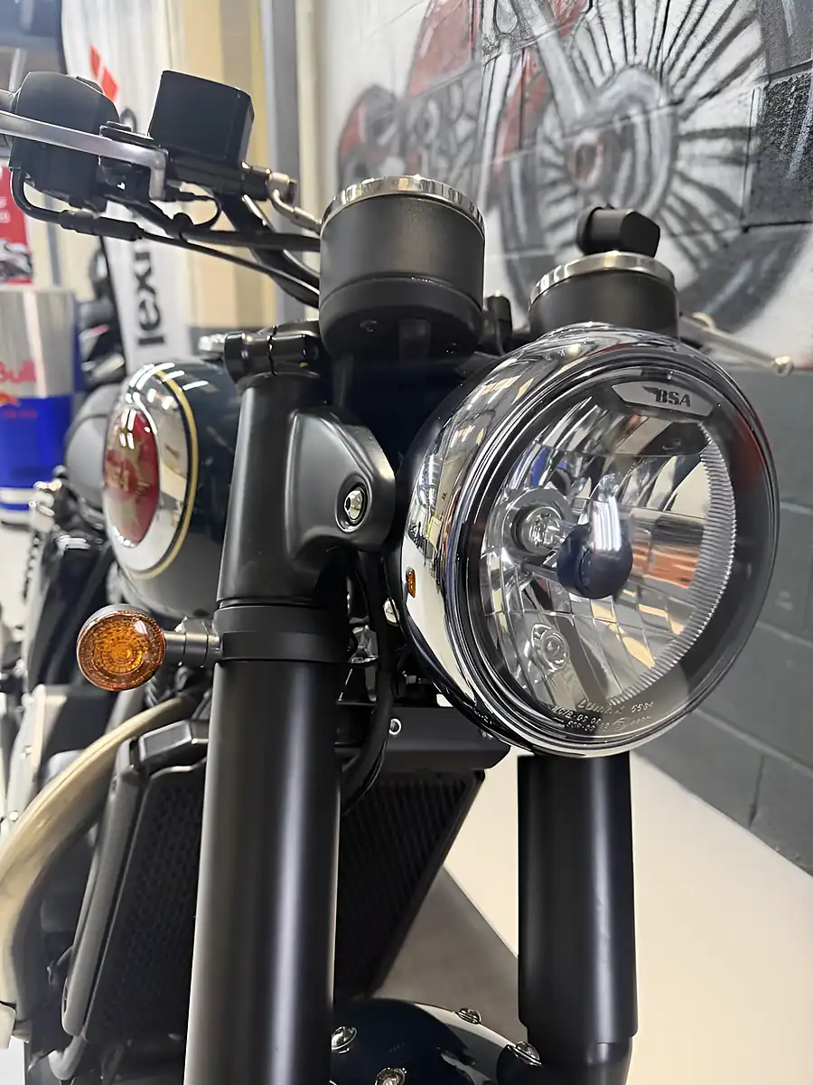 Used 2025 Bsa Gold Star Highland Green Green - Interior and Exterior details 9