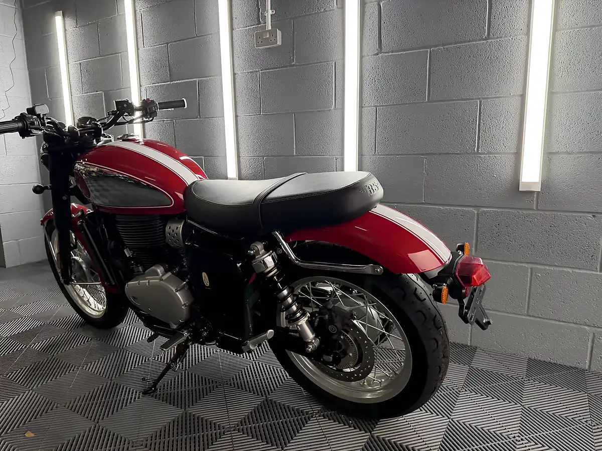 Used 2025 Bsa Gold Star Insignia Red Red - Interior and Exterior details 17