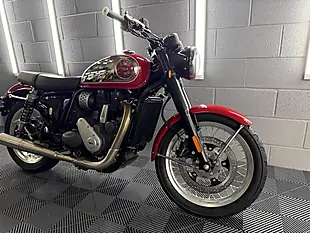 Used 2025 Bsa Gold Star Insignia Red Red - Interior and Exterior details 8