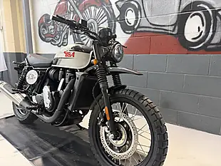 Used 2025 Bsa Scrambler Grey - Interior and Exterior details 4