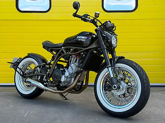 2025 CCM Premium Bobber