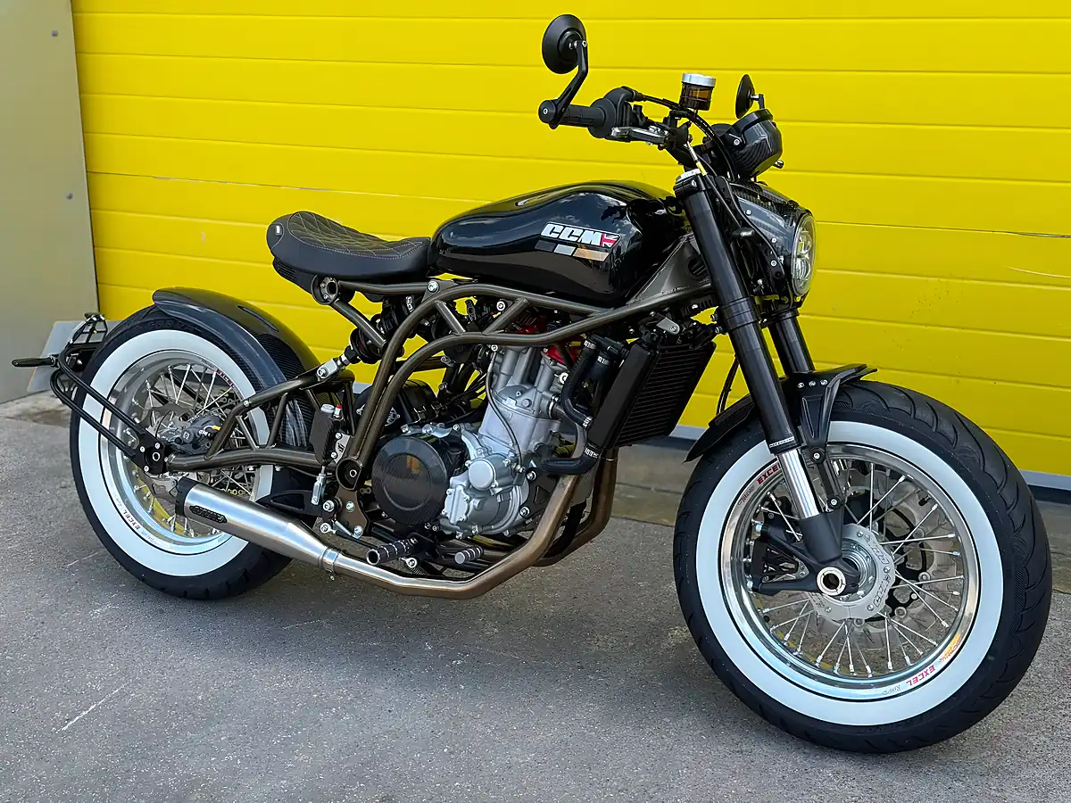Used 2025 Ccm Premium Bobber Black - Interior and Exterior details 3
