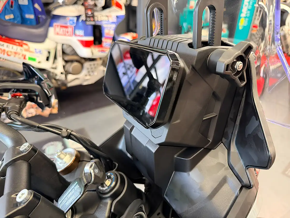 Used 2025 Cfmoto 450 Mt Rally Adventure - Interior and Exterior details 10