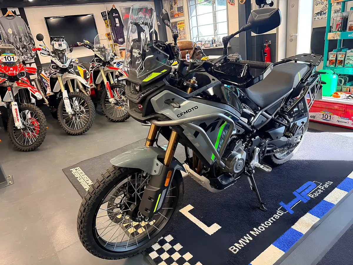 Used 2025 Cfmoto 450 Mt Rally Adventure - Interior and Exterior details 13
