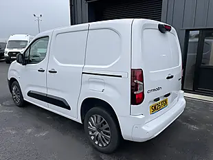 Used 2025 Citroen Berlingo Driver White - Interior and Exterior details 7