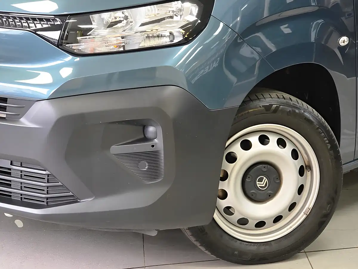 Used 2025 Citroen Berlingo Enterprise Xl Blue - Interior and Exterior details 14