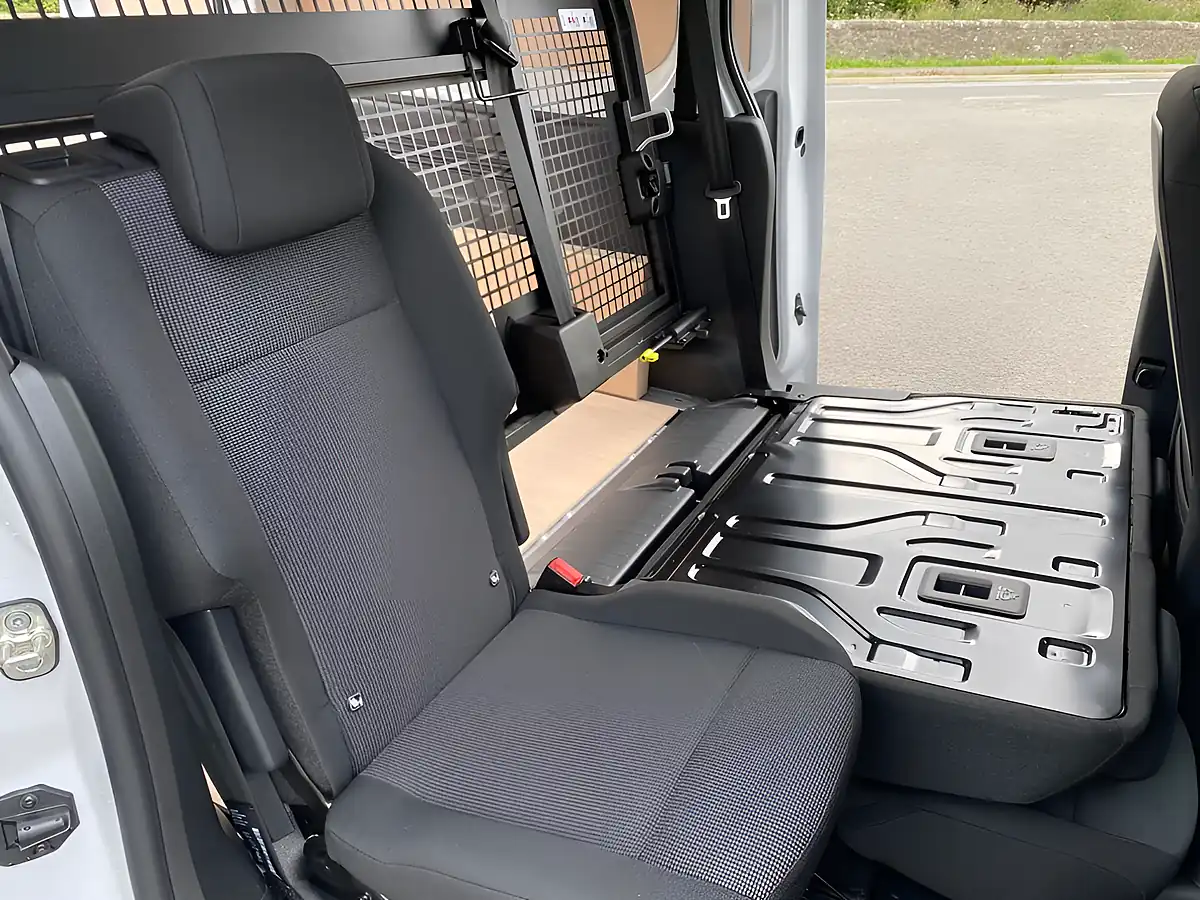 Used 2025 Citroen Berlingo Enterprise Xl White - Interior and Exterior details 14