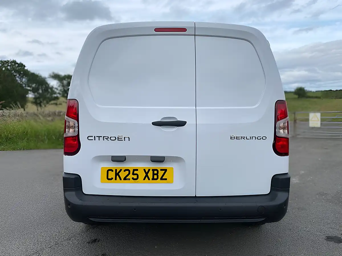 Used 2025 Citroen Berlingo Enterprise Xl White - Interior and Exterior details 4