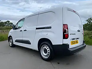Used 2025 Citroen Berlingo Enterprise Xl White - Interior and Exterior details 5