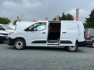 Used 2025 Citroen Berlingo Enterprise Xl White - Interior and Exterior details 10