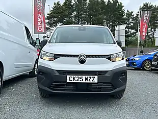 Used 2025 Citroen Berlingo Enterprise Xl White - Interior and Exterior details 13