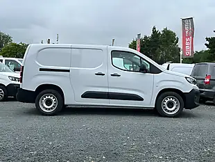 Used 2025 Citroen Berlingo Enterprise Xl White - Interior and Exterior details 3