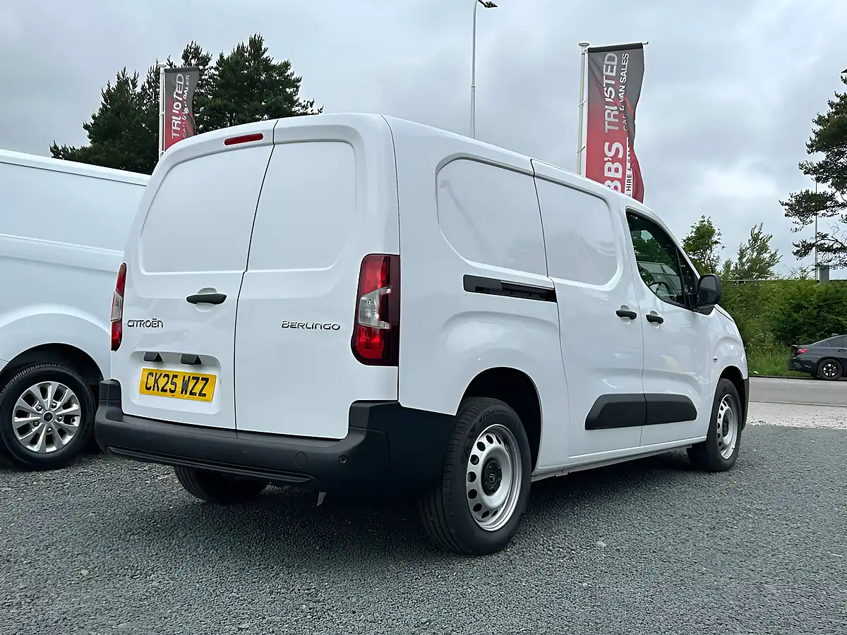 Used 2025 Citroen Berlingo Enterprise Xl White - Interior and Exterior details 6
