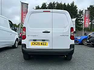 Used 2025 Citroen Berlingo Enterprise Xl White - Interior and Exterior details 7