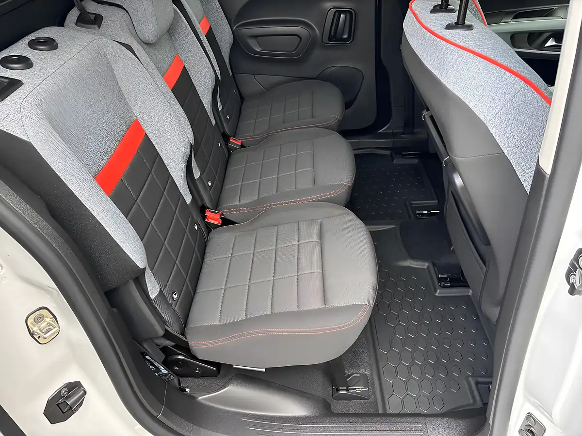 Used 2025 Citroen Berlingo Max M White - Interior and Exterior details 16
