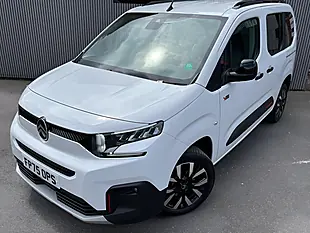 Used 2025 Citroen Berlingo Max M White - Interior and Exterior details 2