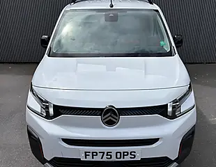 Used 2025 Citroen Berlingo Max M White - Interior and Exterior details 4