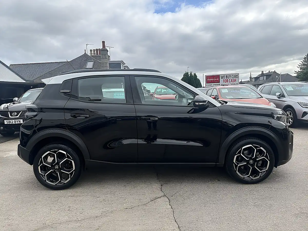 Used 2025 Citroen C3 Plus Perla Nera Black Metallic - Interior and Exterior details 3