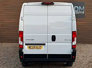 Used 2025 Citroen Relay Enterprise White - Interior and Exterior details 4