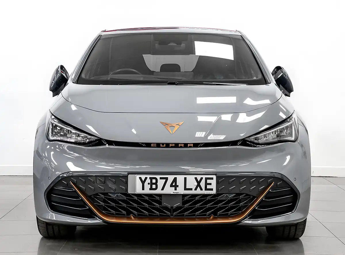 Used 2025 Cupra Born E-Boost V2 Vapor Grey - Interior and Exterior details 6
