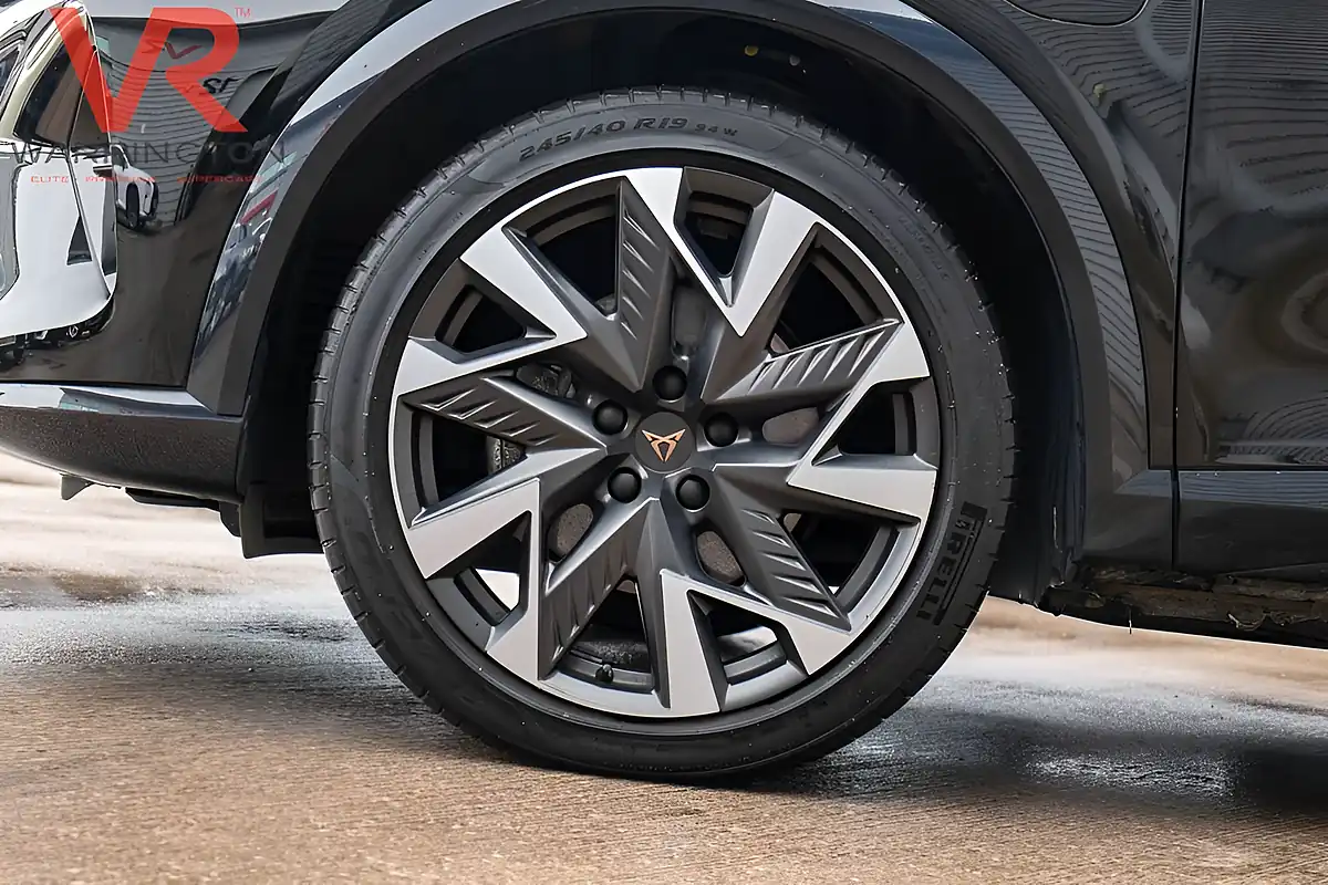Used 2025 Cupra Formentor V2 Midnight Black - Interior and Exterior details 7