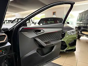Used 2025 Cupra Formentor VZ2 Black - Interior and Exterior details 11