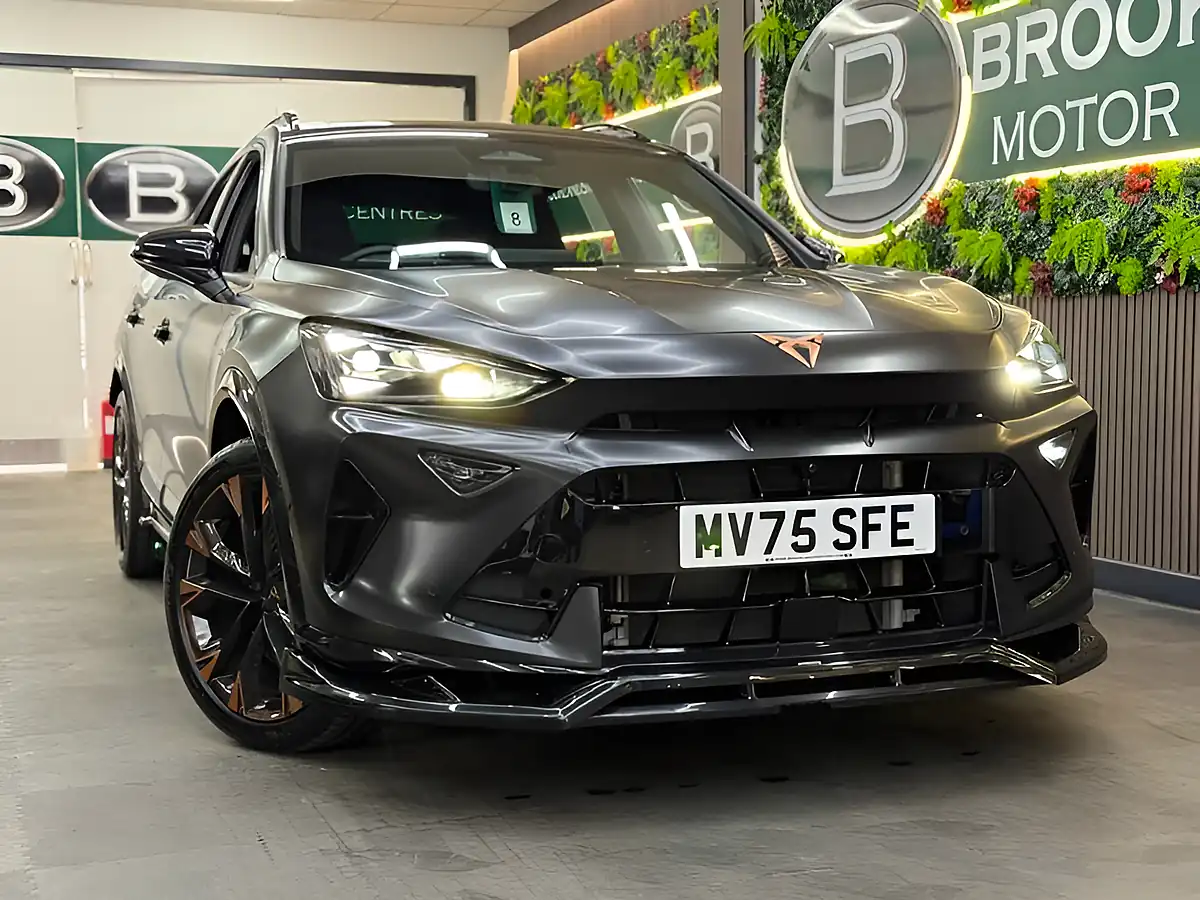 Used 2025 Cupra Formentor VZ2 Black - Interior and Exterior details 3