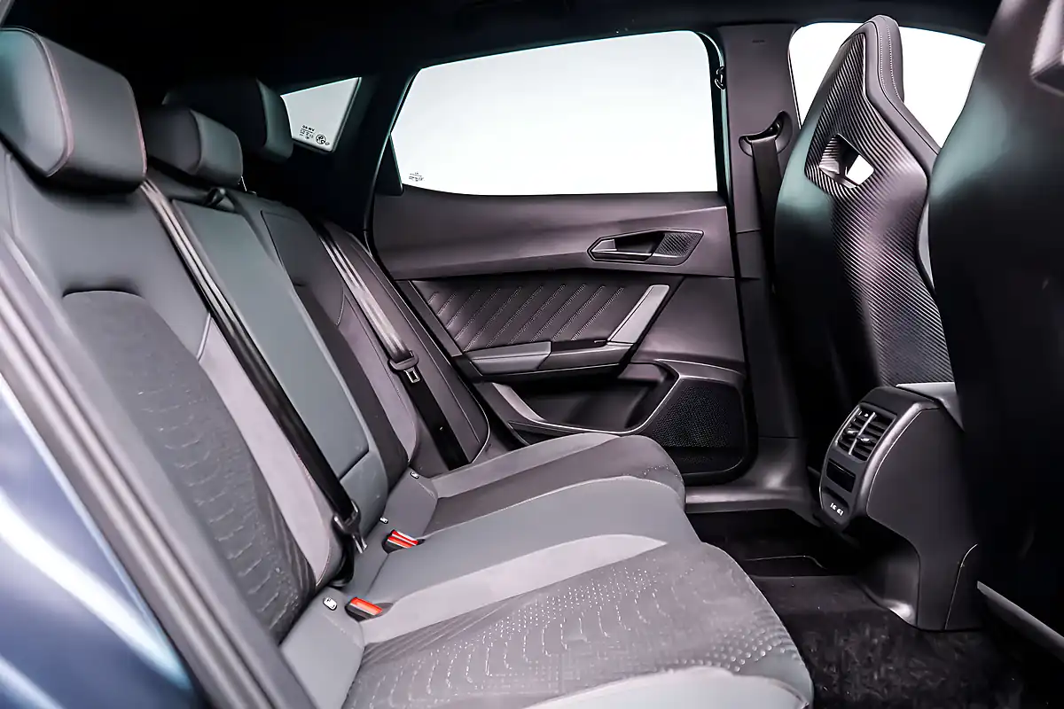 Used 2025 Cupra Formentor VZ3 Grey - Interior and Exterior details 9