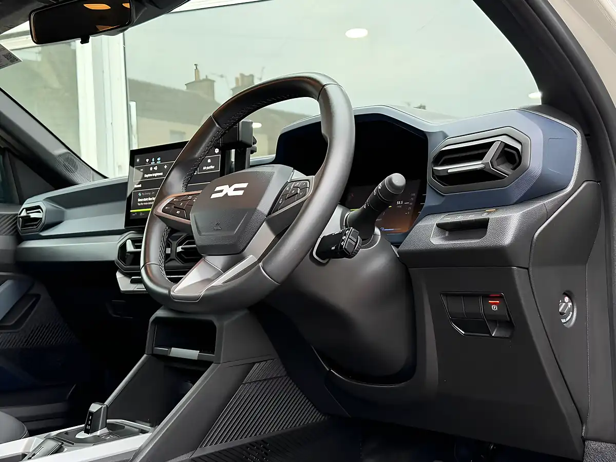 Used 2025 Dacia Duster Journey Beige - Interior and Exterior details 14