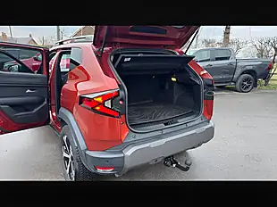 Used 2025 Dacia Duster Journey Terracotta - Interior and Exterior details 11