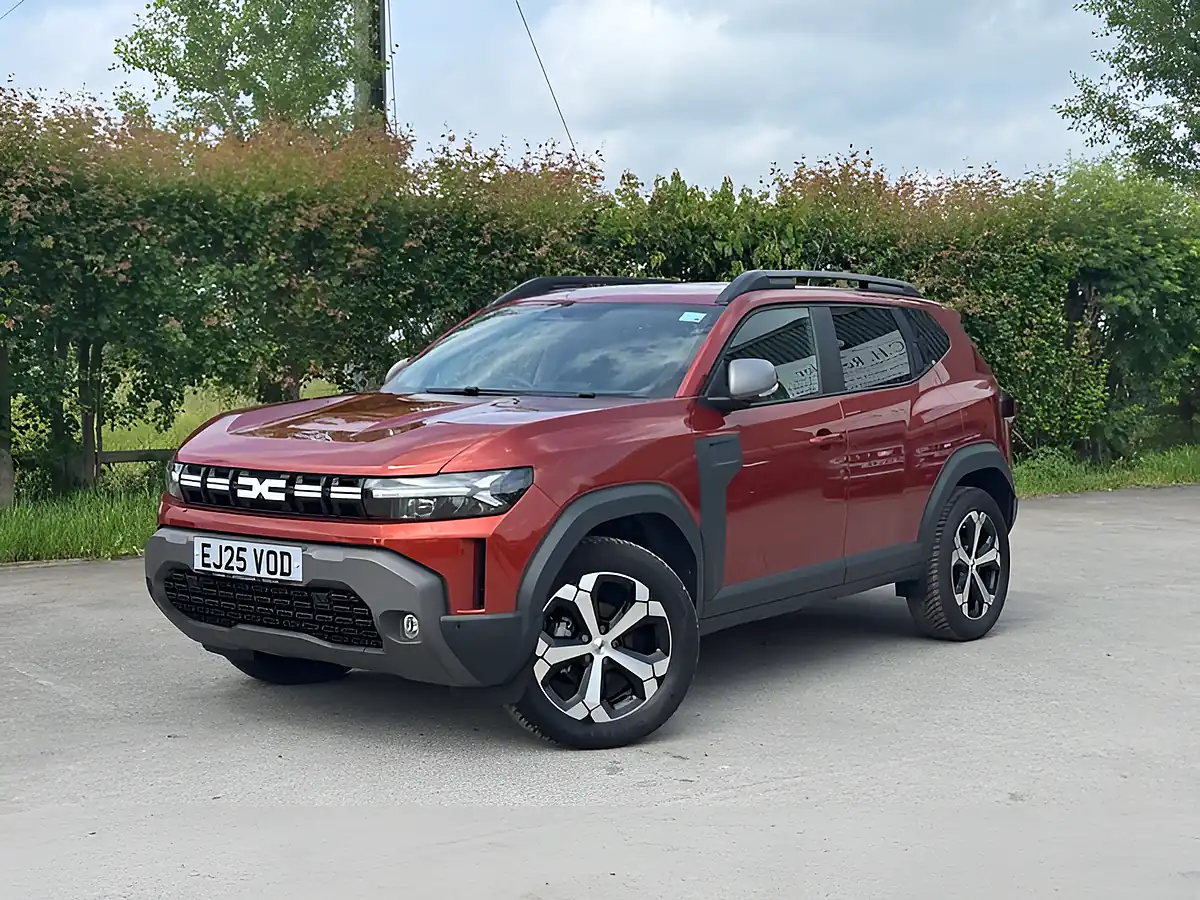 Used 2025 Dacia Duster Journey Terracotta - Interior and Exterior details 2